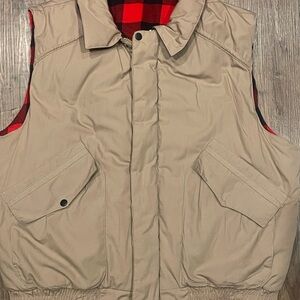 VTG Eagles Ridge tan vest with plaid liner